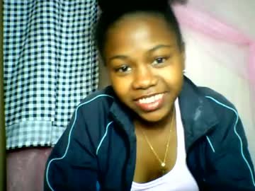 lara_belle on Chaturbate