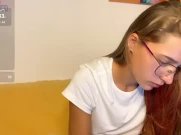 lil_sillk on Chaturbate