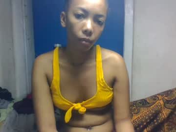 lutchianaz on Chaturbate