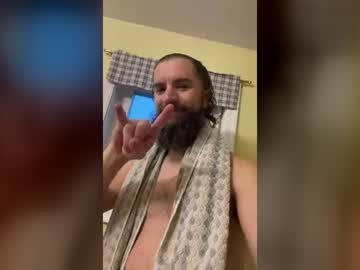 mandanglelow1080 on Chaturbate