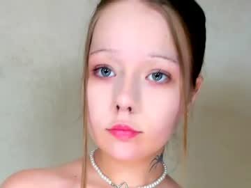 melmooon on Chaturbate