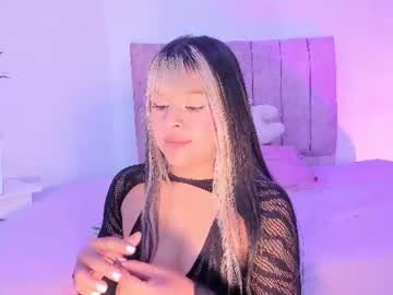mila_1wood on Chaturbate