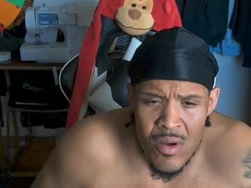 mrmakehercum9 on Chaturbate