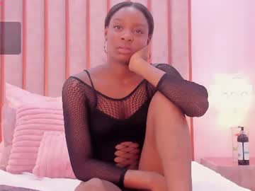 naomimoretti on Chaturbate