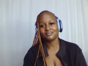 nutgal_ on Chaturbate