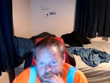pecker40 on Chaturbate