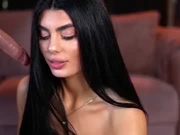 ravennadarcy on Chaturbate