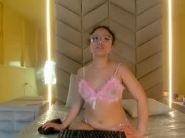 sharlotaura26 on Chaturbate