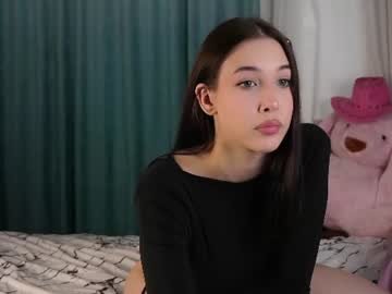 signehinz on Chaturbate