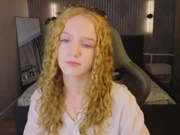 sue_dream on Chaturbate