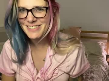 t4tsleepover on Chaturbate