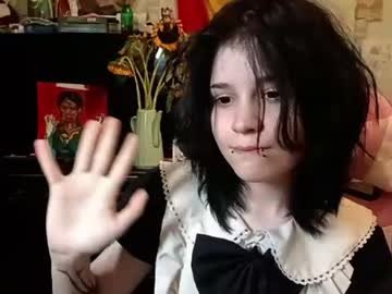theresialen on Chaturbate