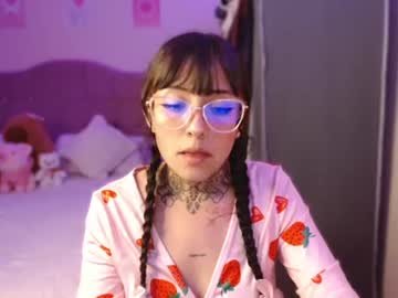 val_azuna on Chaturbate