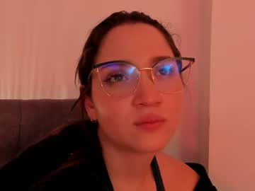 vanessajohnsonn on Chaturbate