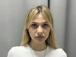 anna-swendon on Flirt4Free