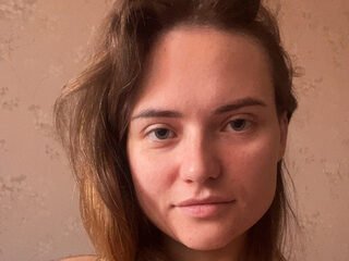 ellie-luna on Flirt4Free