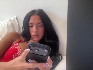iyla-blake on Flirt4Free