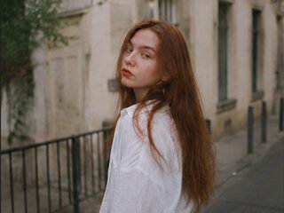 karon-brunette on Flirt4Free