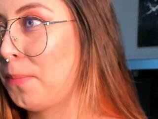 liz-saintt on Flirt4Free