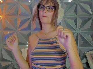 mena-jougle on Flirt4Free