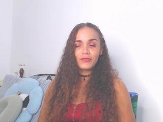 venus-lion on Flirt4Free