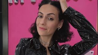 sofiabunton on LiveJasmin